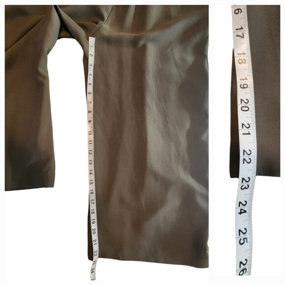 Banana Republic Cropped Wide-Leg Jumpsuit, olive green, size 10 - Picture 10 of 14